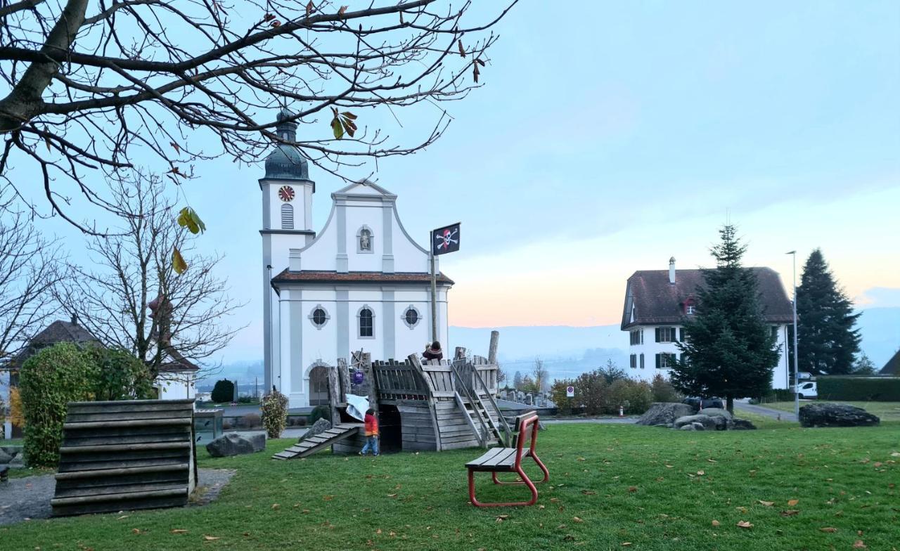 Familiy & Kids Suite Im Herzen Der Schweiz Dietwil Luaran gambar